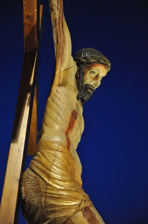 Peregrinación del Santísimo Cristo del Amor y la meditación de las Siete Palabras en Medina del Campo. Valladolid