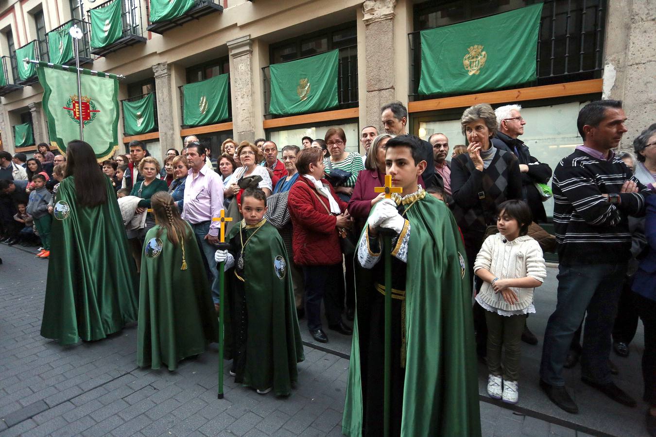 Si estuviste en la Procesión del Rosario del Dolor, búscate en la fotos (2/2)