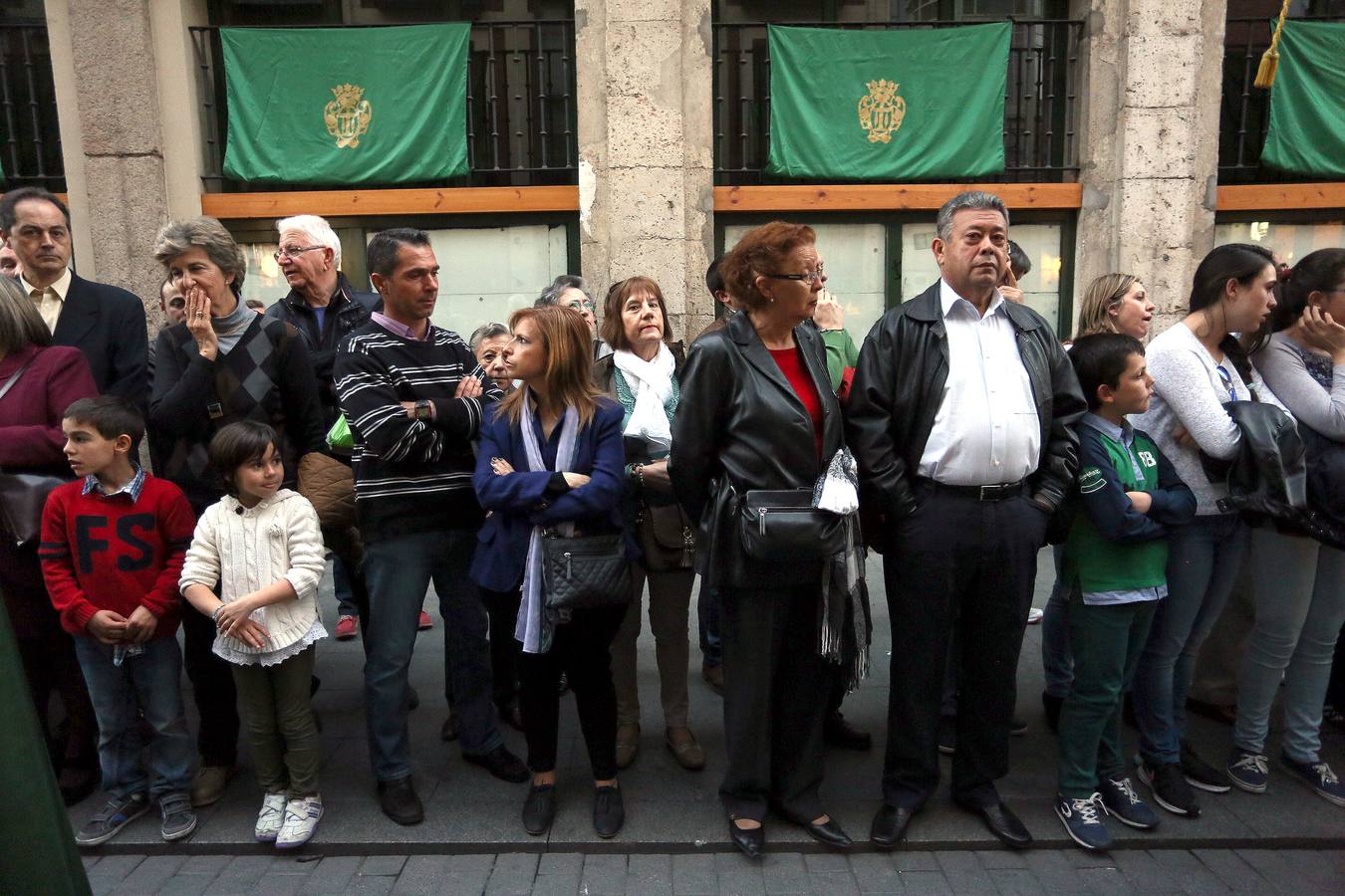 Si estuviste en la Procesión del Rosario del Dolor, búscate en la fotos (2/2)