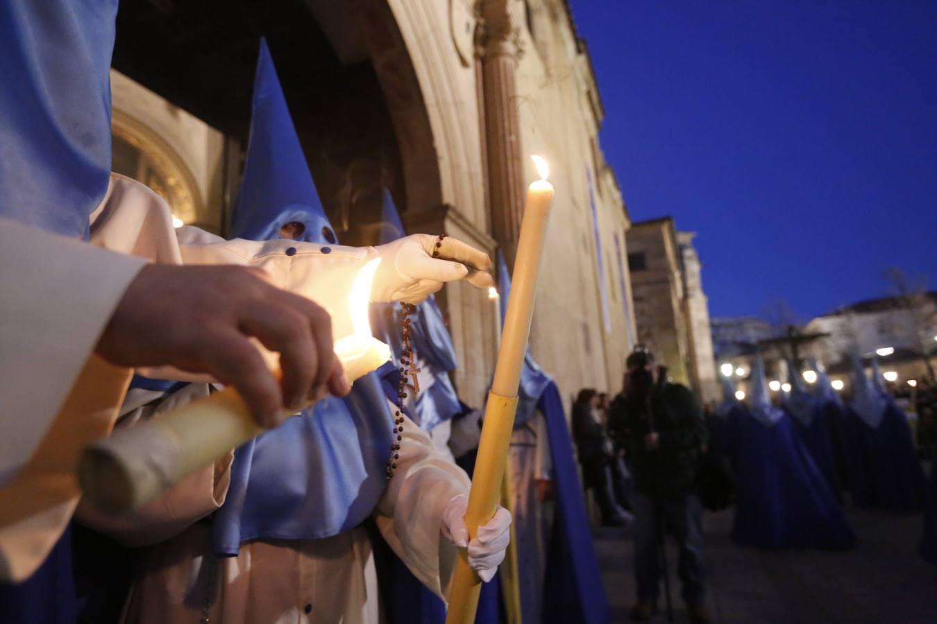 Procesión del Cristo de los Doctrinos y la Virgen de la Amargura en Salamanca