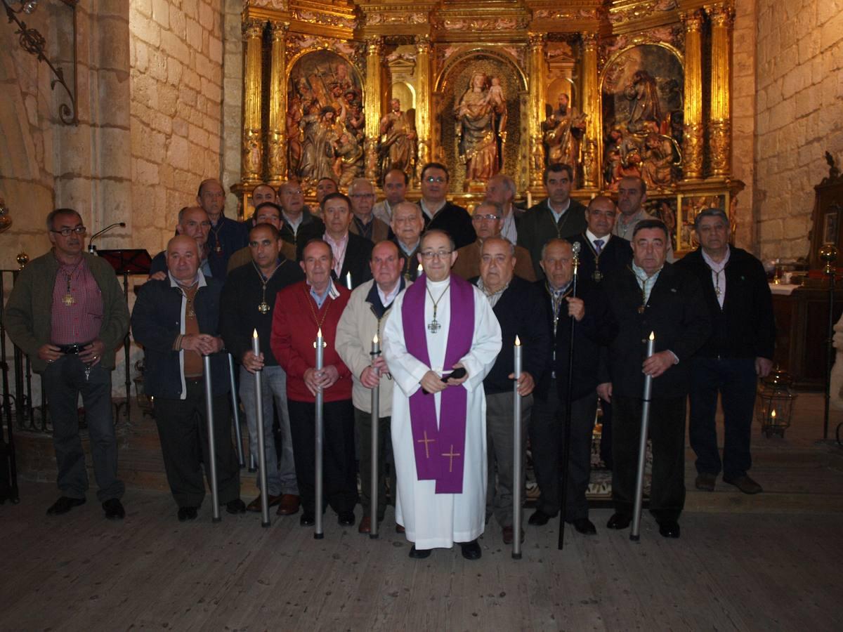 Procesión del Santo Rosario en Torrelobatón (Valladolid)