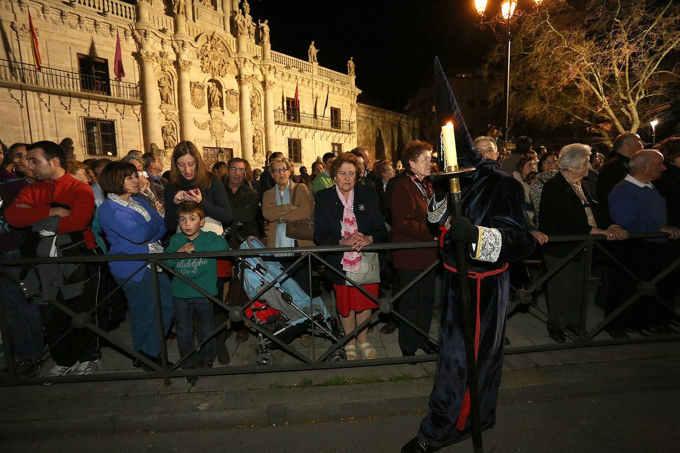 Si estuviste en la Procesión del Encuentro, búscate en las fotos (1/2)