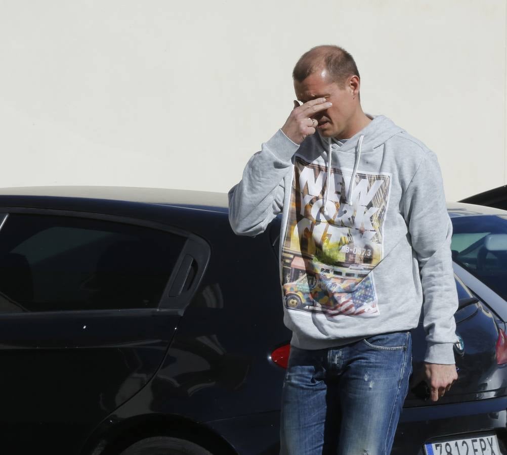 Familiares y amigos dan su último adiós a Lalo García