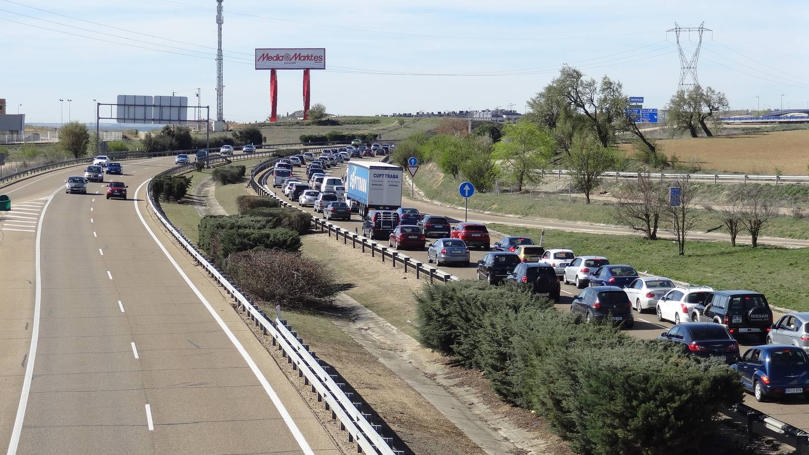 Un accidente en la A-62 a la altura de Geria (Valladolid) provoca retenciones