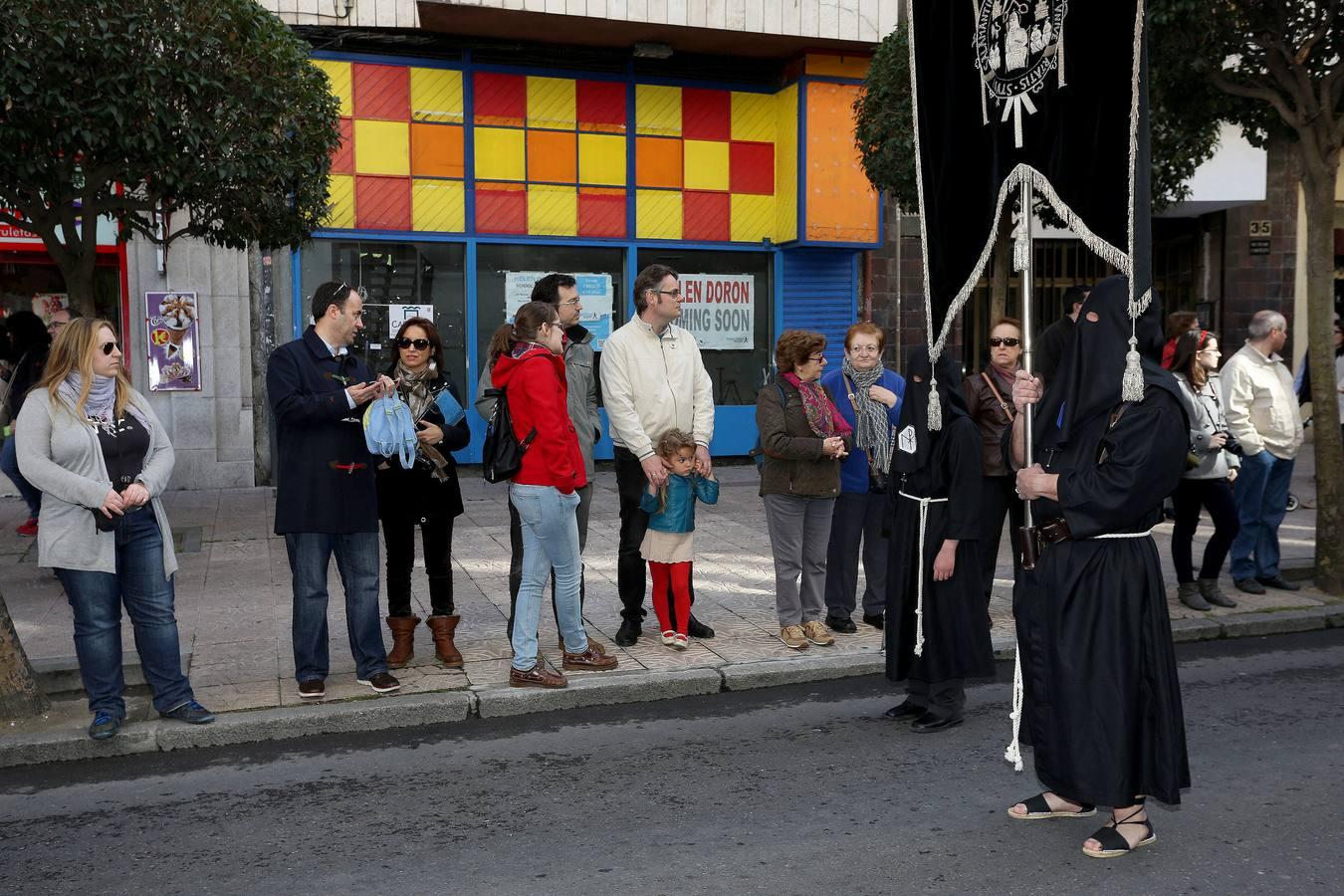 Si estuviste en la Procesión del Cristo de la Luz, búscate en las fotos (1/2)