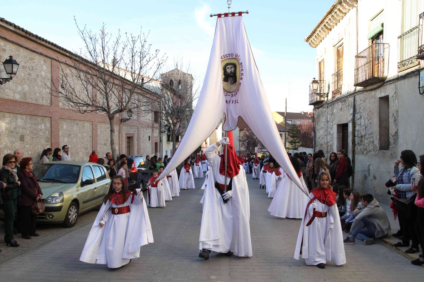 Procesión de las Carracas en Peñafiel (Valladolid)