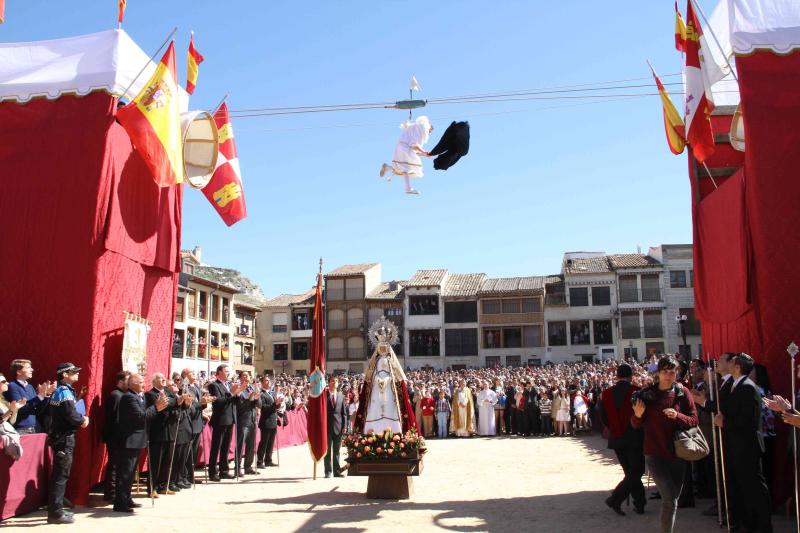 La bajada del Ángel en Peñafiel
