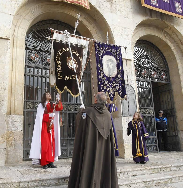 Procesión del Rompimiento del Velo en Palencia