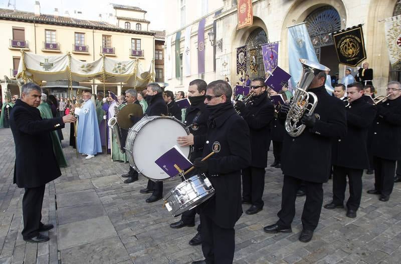 Procesión del Rompimiento del Velo en Palencia