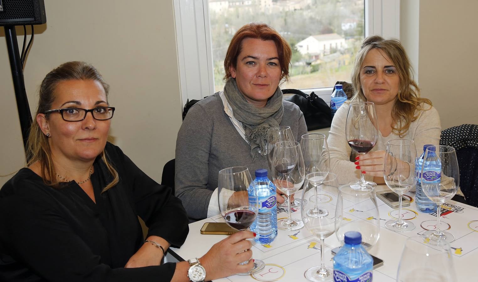 Mariví González Blanco, Susana Luquero Docampo (responsable de Comunicación de la Unión de Asociaciones Española de Sumilleres, UAES) y Carmen de Francisco Álvaro.