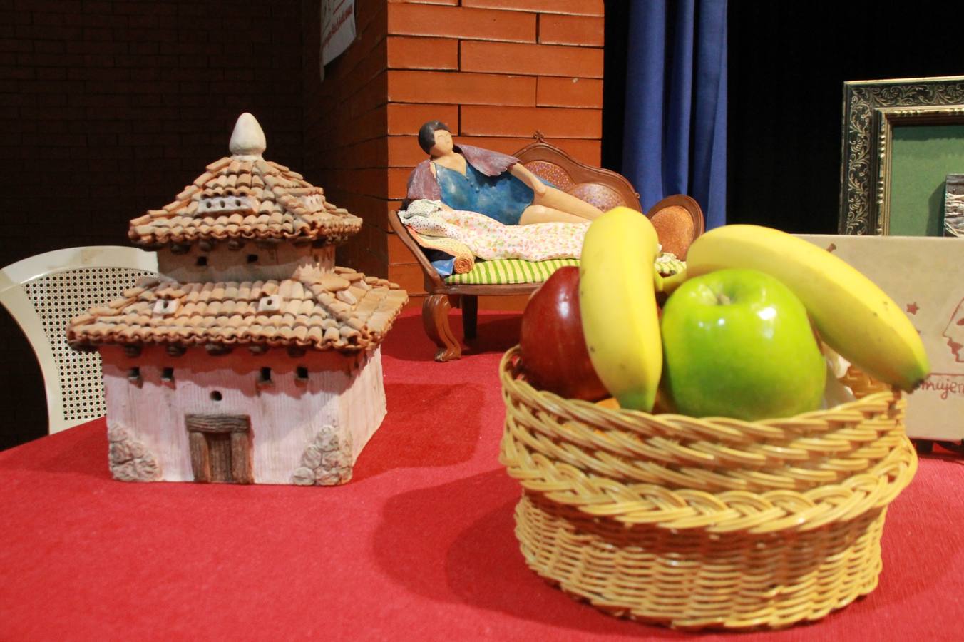 Exposición por el 25 aniversario de la Asociación de Mujeres Alicia B. Gould en Simancas (Valladolid)