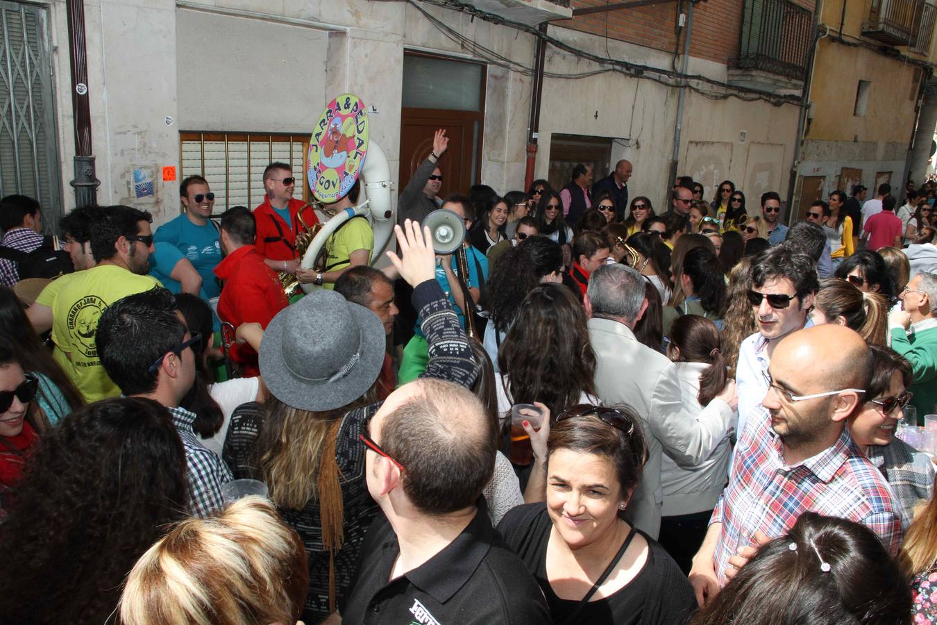 El chúndara pone el broche de oro a la XIII Concentración de Charangas de Peñafiel