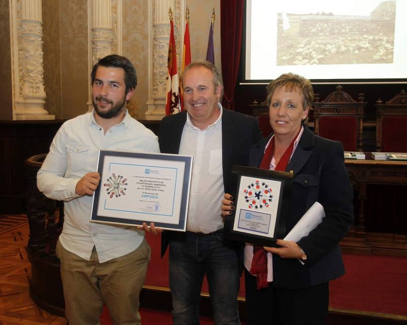 Entrega de los premios del III Certamen Provincial A Huebra 2014 de la Diputación de Palencia