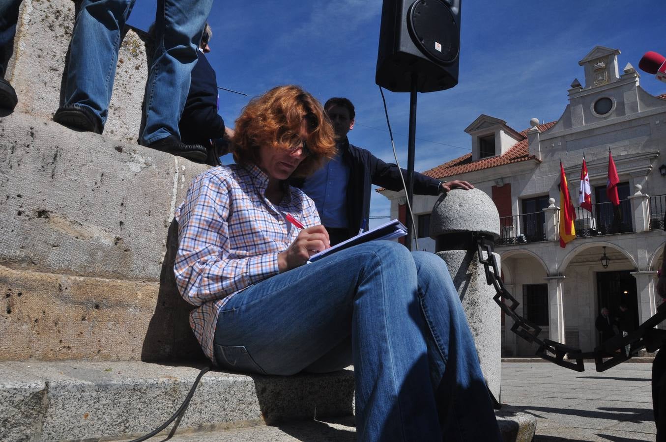 Gran ambiente en Villalar en la celebración del Día de la Comunidad (1/3)