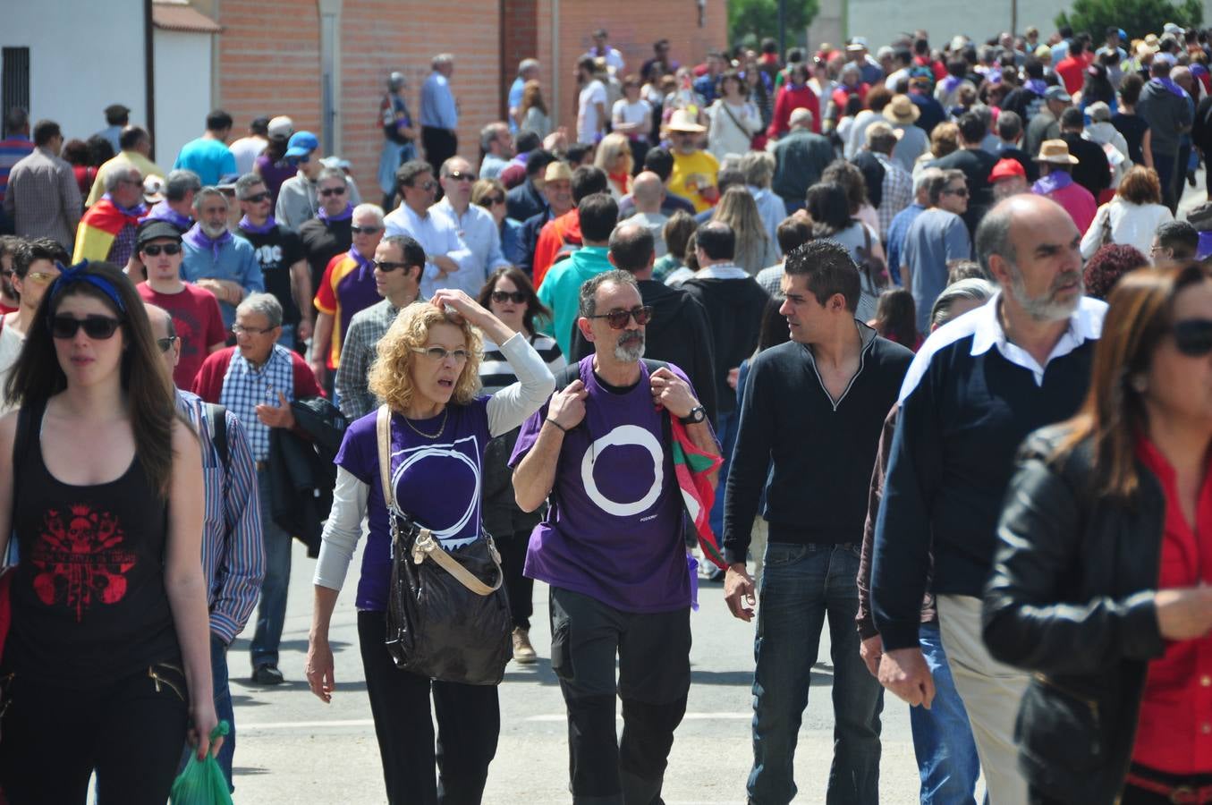 Gran ambiente en Villalar en la celebración del Día de la Comunidad (2/3)