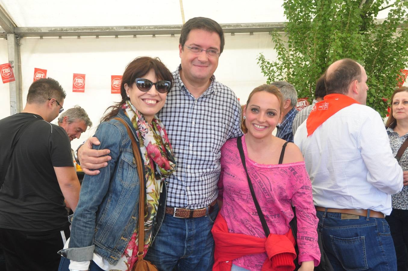 Gran ambiente en Villalar en la celebración del Día de la Comunidad (2/3)