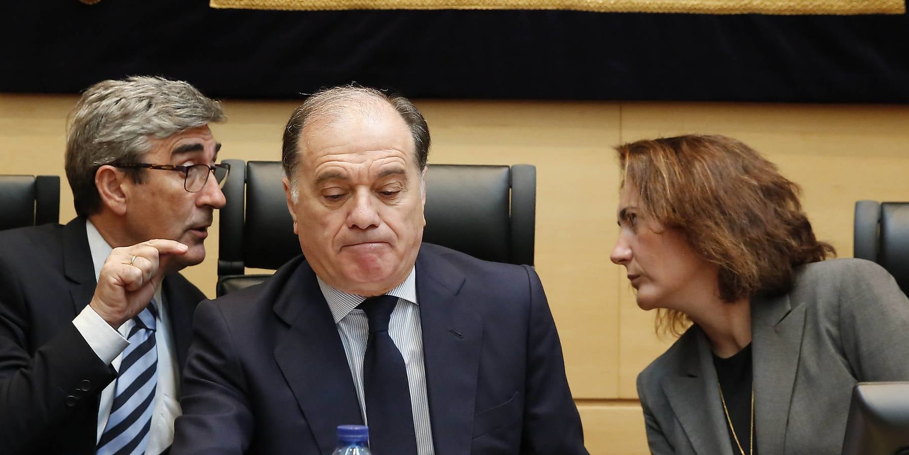 Comparecencia deTomás Villanueva ante la Diputación Permanente de las Cortes