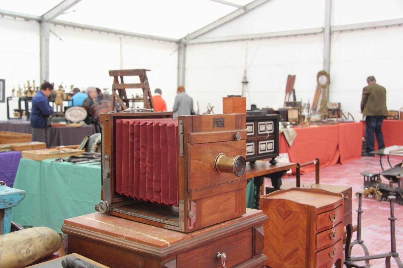 Inauguración de la Feria de Antigüedades en Arévalo