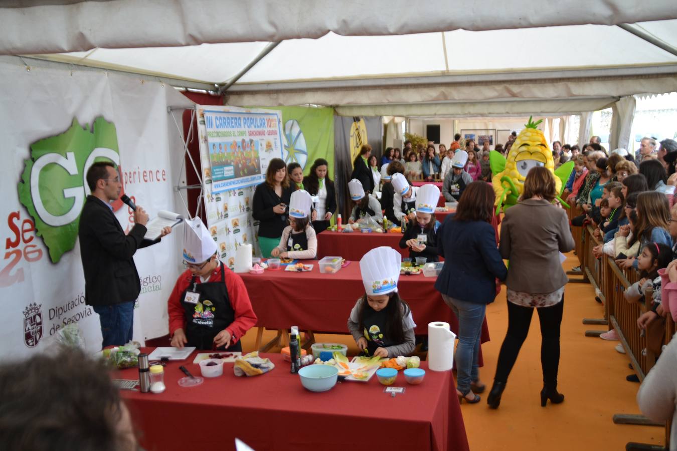 Participantes en el concurso Cuéllar Chef Junior de la Feria de Cuéllar (Segovia)