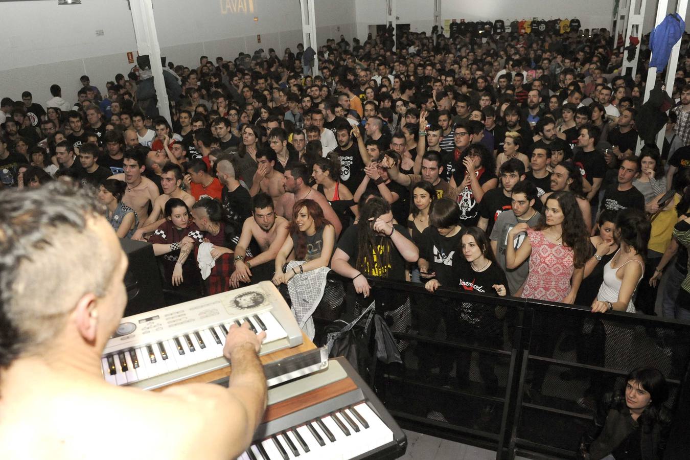 Concierto de 6eiSKAfes en el LAVA