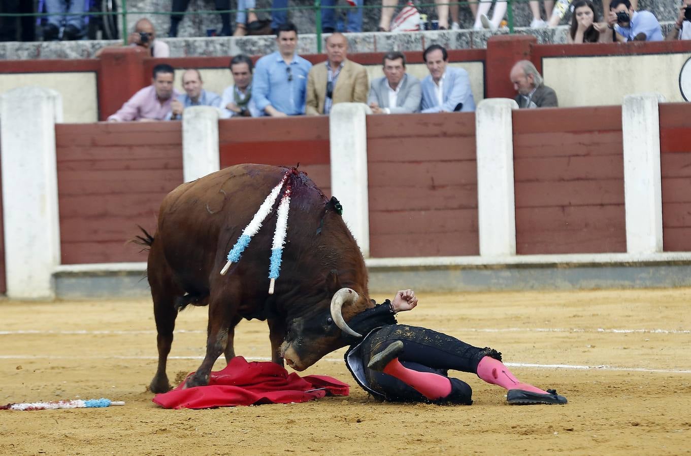 Castella abre la Puerta Grande de la Feria de San Pedro Regalado 2015