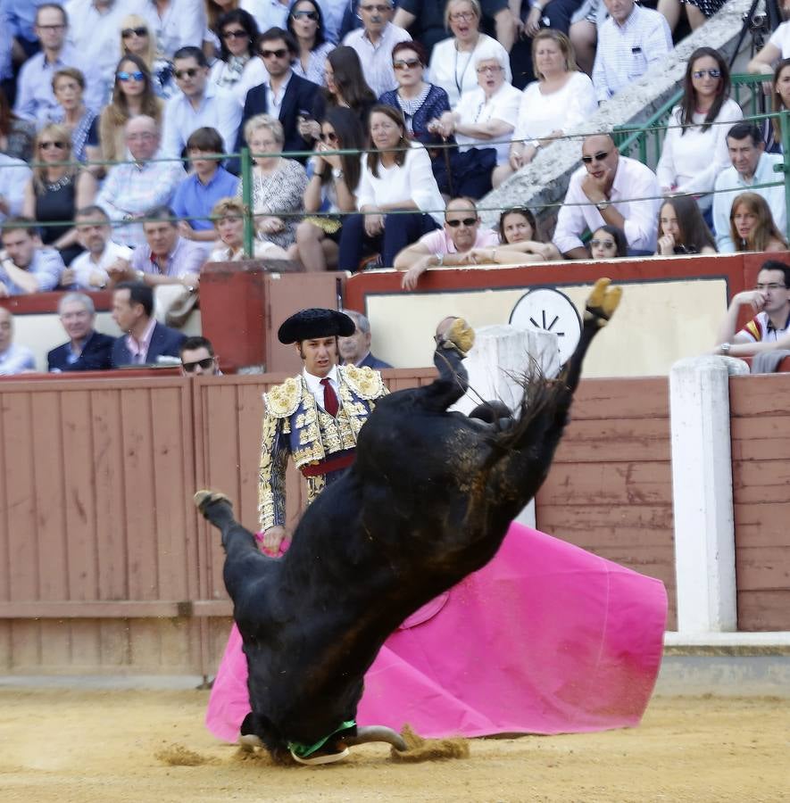 Castella abre la Puerta Grande de la Feria de San Pedro Regalado 2015