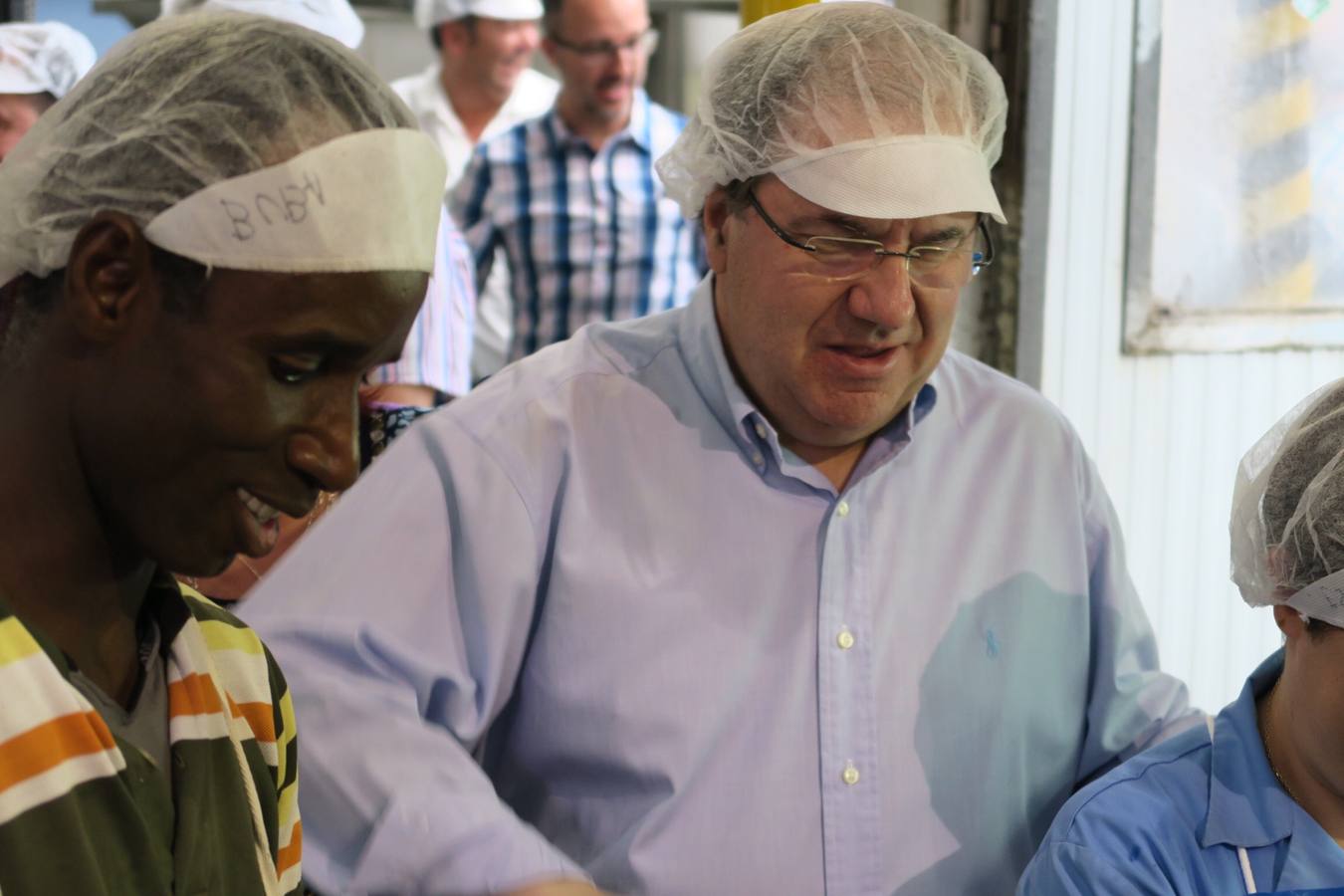 El candidato del PP a la Presidencia de la Junta de Castilla y León visita la provincia de Segovia