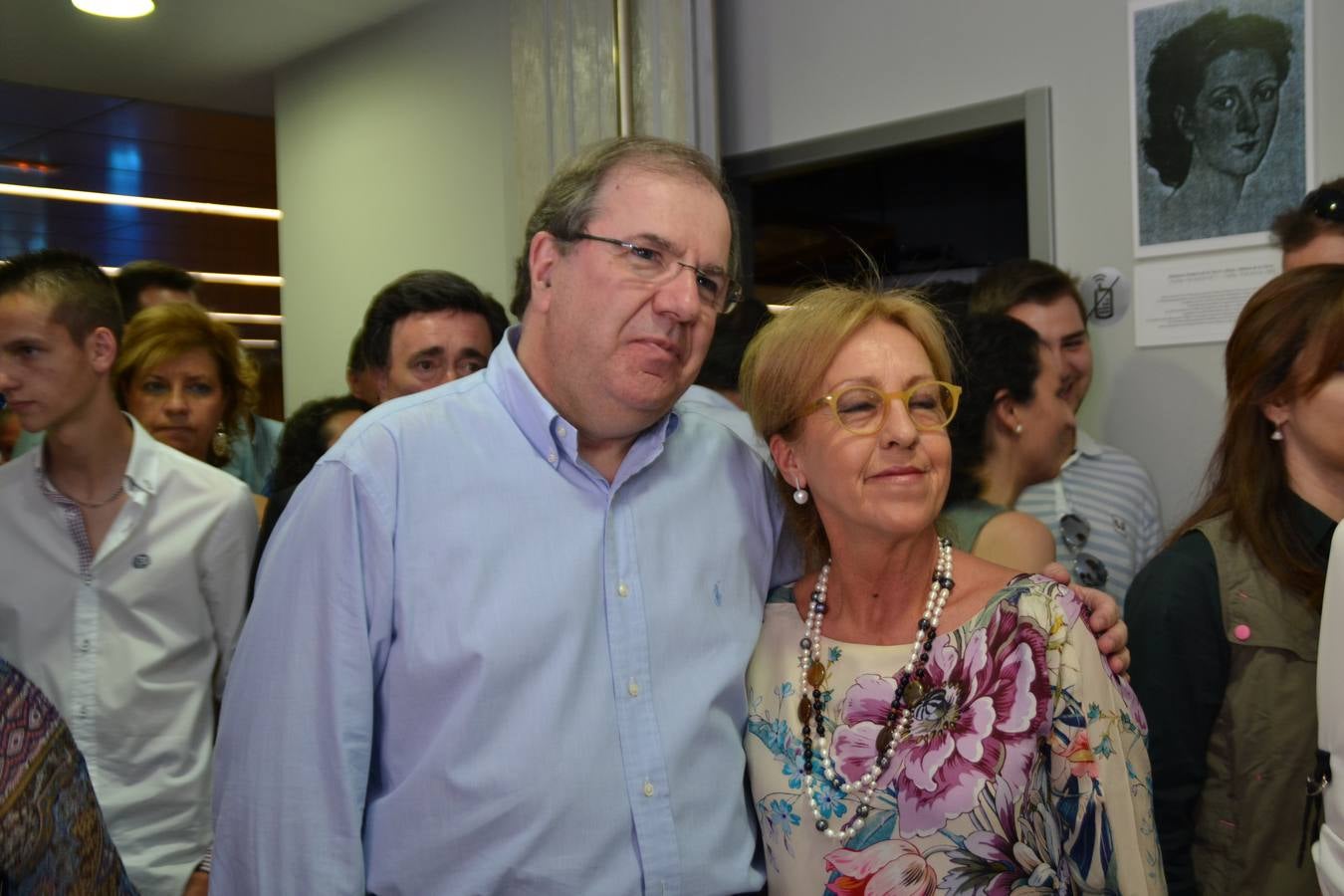 El candidato del PP a la Presidencia de la Junta de Castilla y León visita la provincia de Segovia