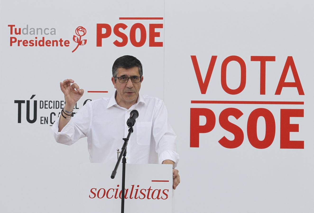 Luis Tudanca visita Venta de Baños (Palencia) para apoyar la candidatura de Rosa Juanes a la alcaldía