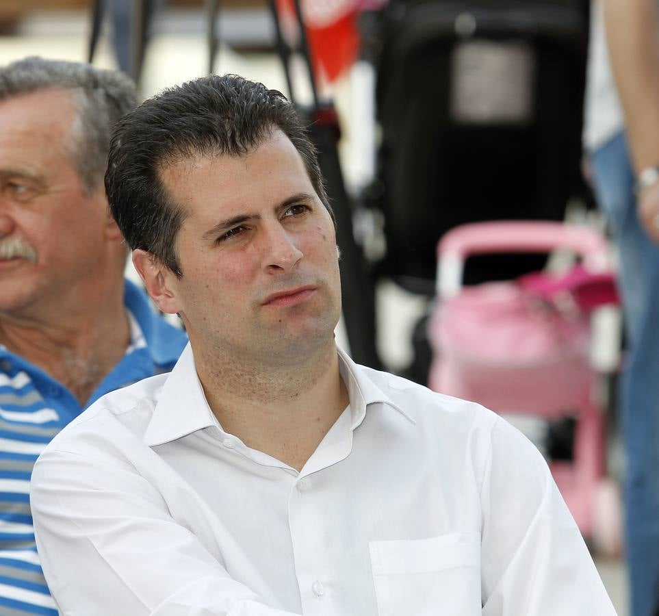 Luis Tudanca visita Venta de Baños (Palencia) para apoyar la candidatura de Rosa Juanes a la alcaldía