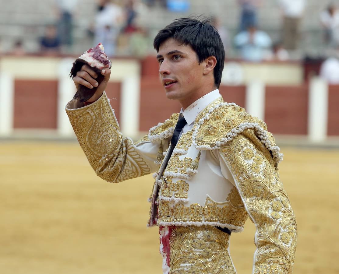 Novillada con picadores en la feria de San Pedro Regalado (2/2)