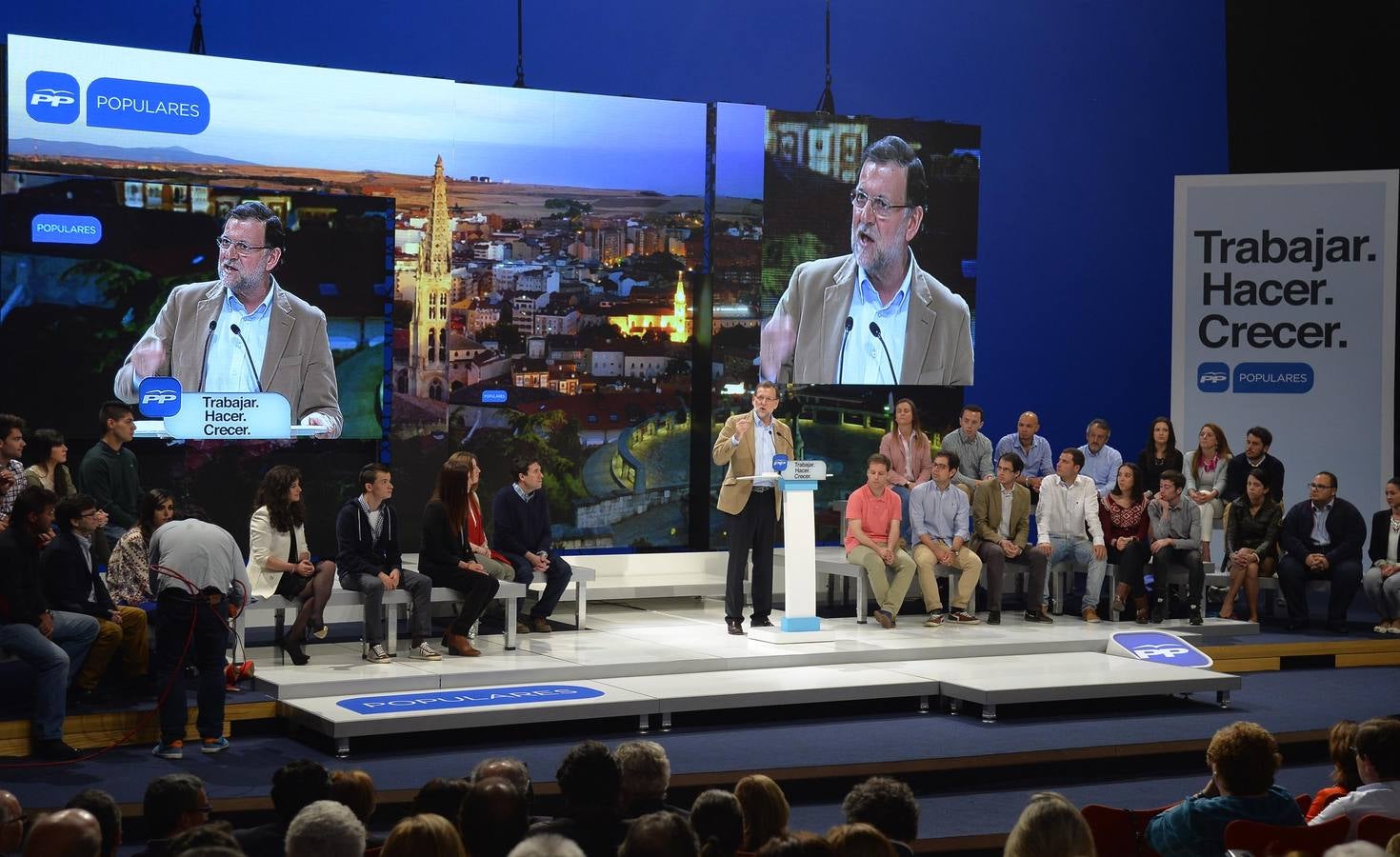 Rajoy acompaña a Herrera en un acto en Burgos