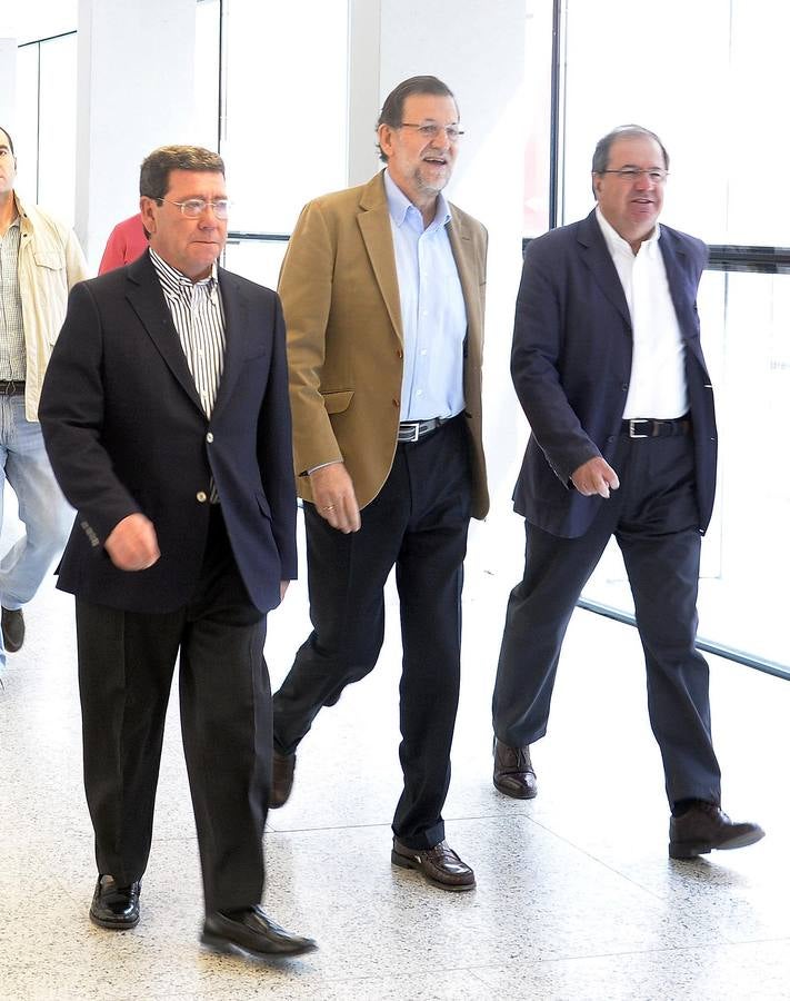 Rajoy acompaña a Herrera en un acto en Burgos