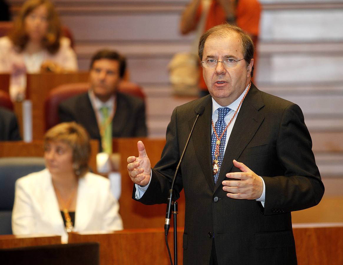 Juan Vicente Herrera durante su toma de posesión como presidente de la Junta de Castilla y León.