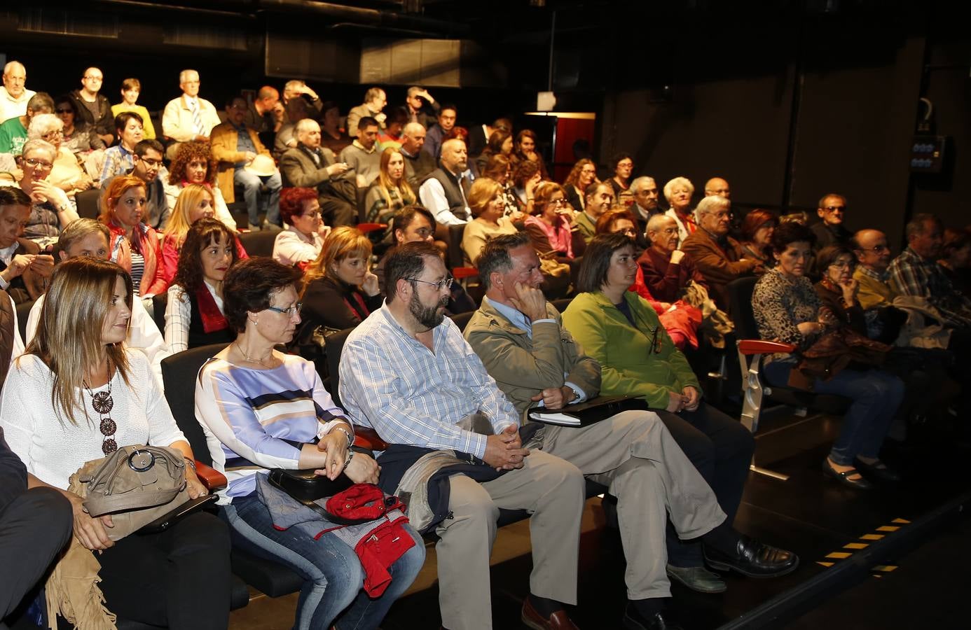 Poesía envuelta en música en el Aula de Cultura de El Norte de Castilla