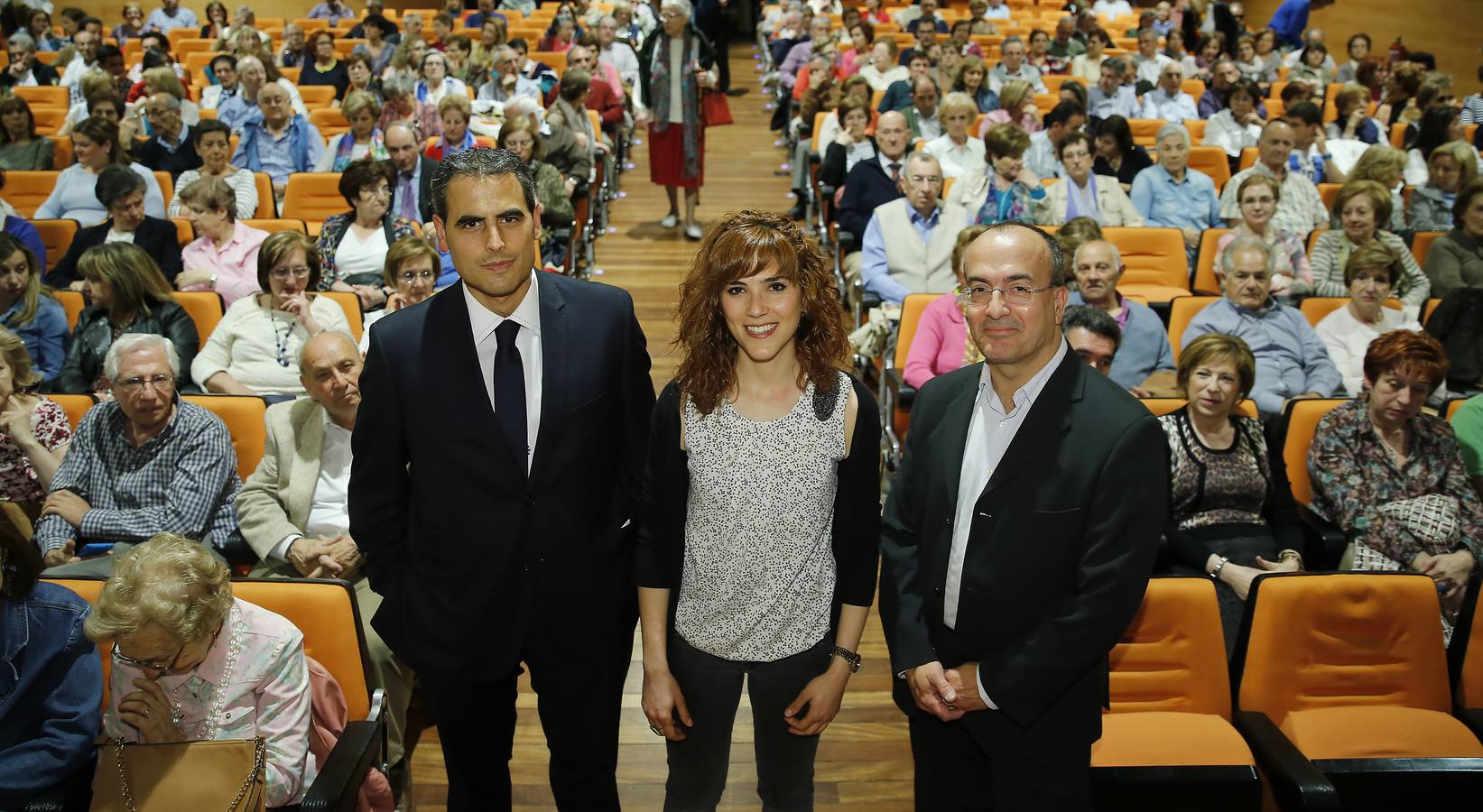 La dietista Marta Cendón en las Aulas de la Salud de El Norte de Castilla