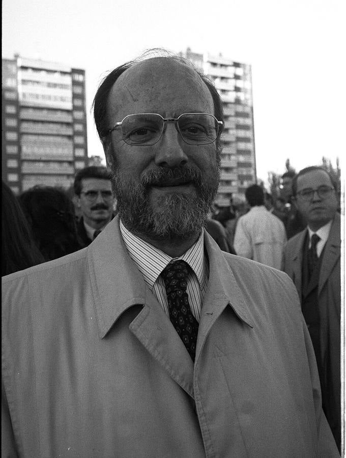 19.11.97 Javier León de la Riva, en la manifestación en defensa del TAV.