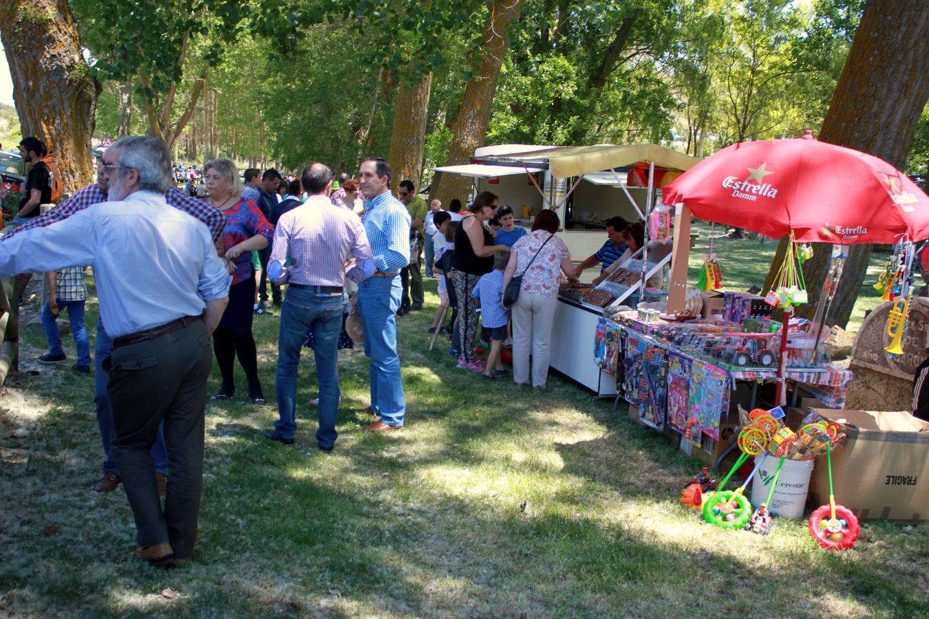 Los vecinos de Antigüedad (Palencia) festejan a la Virgen de Garón