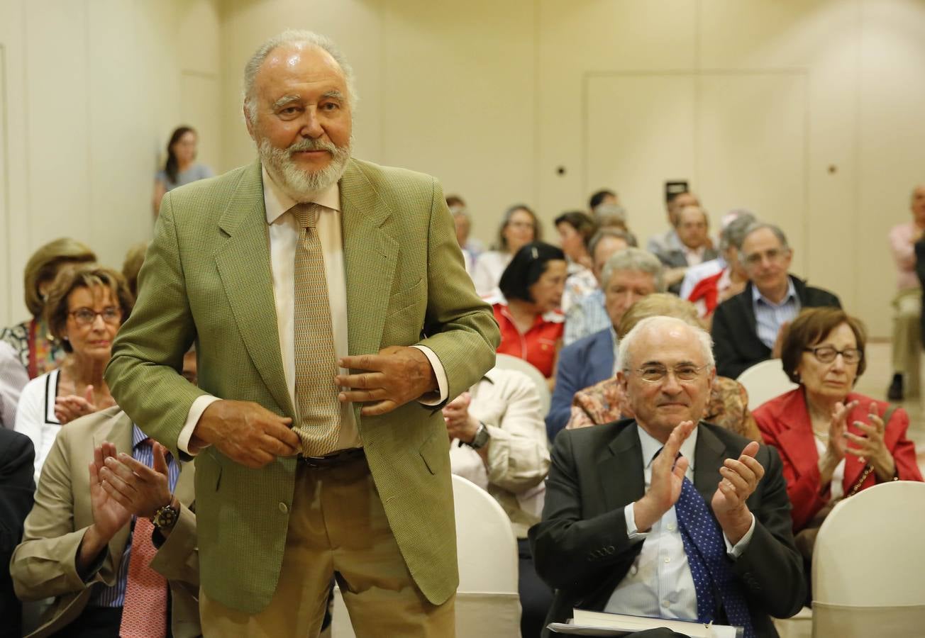 Conferencia de José Manuel Otero en el Club Santiago Alba de Valladolid