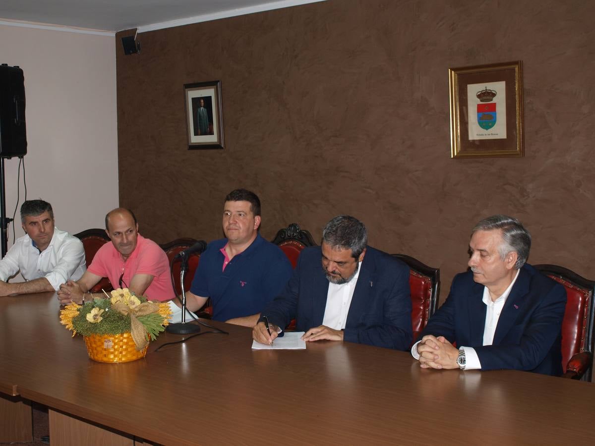 Carlos Aganzo, pregonero de las fiestas de Villalba de los Alcores (Valladolid)