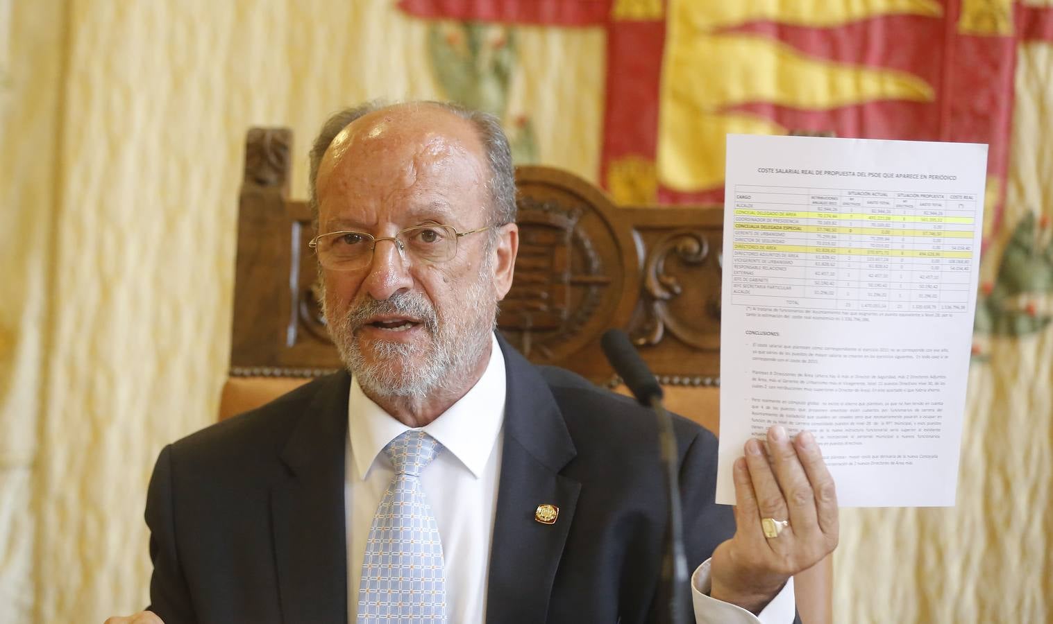 Javier León de la Riva delega la Alcaldía en funciones de Valladolid