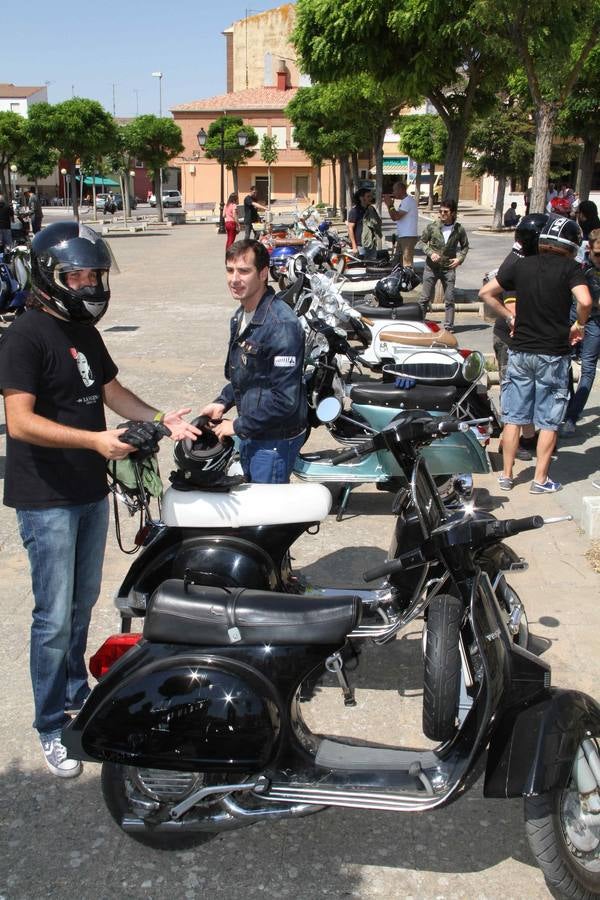 Concentración de motos &#039;Scooter run&#039; en Peñafiel (Valladolid)