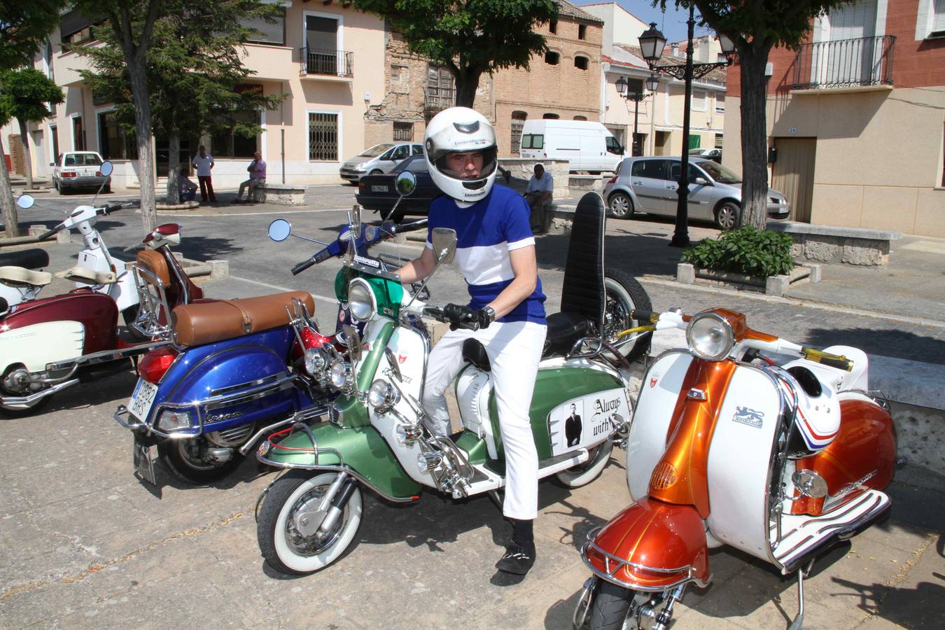Concentración de motos &#039;Scooter run&#039; en Peñafiel (Valladolid)