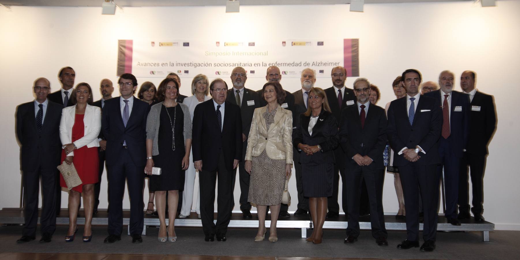 La reina Doña Sofía inaugura en Salamanca el III Simposio Internacional de Alzheimer (1/2)