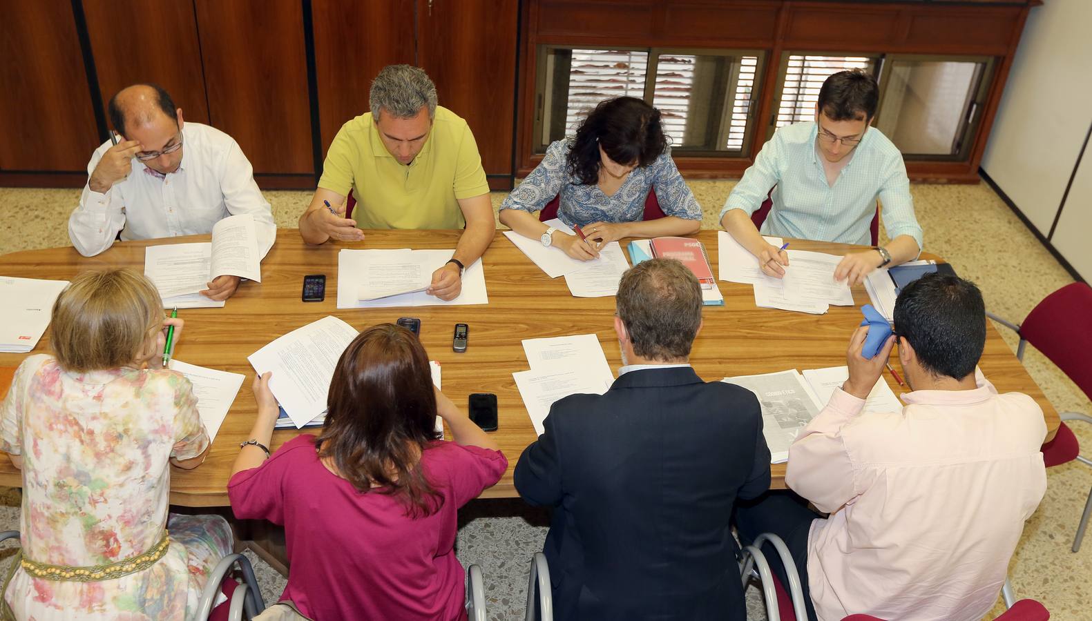 Reunión del PSOE y Valladolid Toma la Palabra