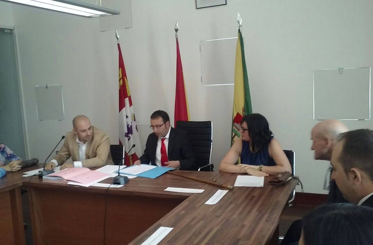 Alfonso Romo, ya como alcalde de Pedrajas.