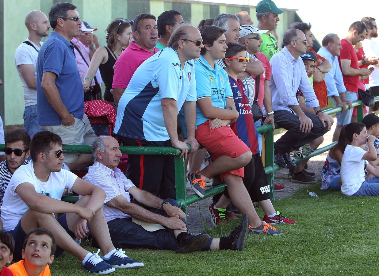 Ambiente en el partido entre la Gimnástica Segoviana y el Algeciras