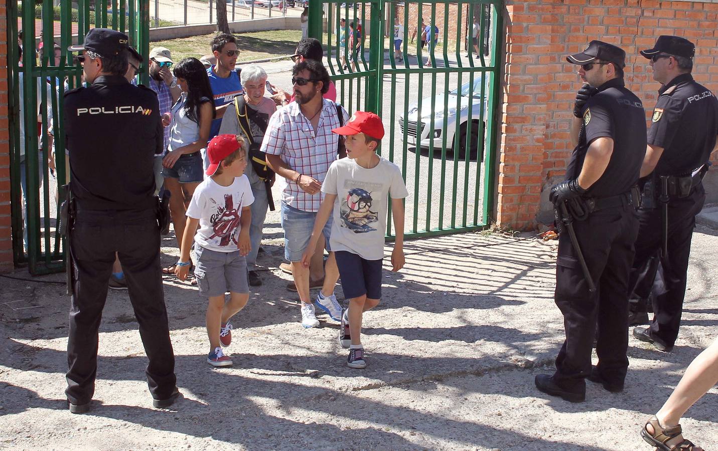 Ambiente en el partido entre la Gimnástica Segoviana y el Algeciras