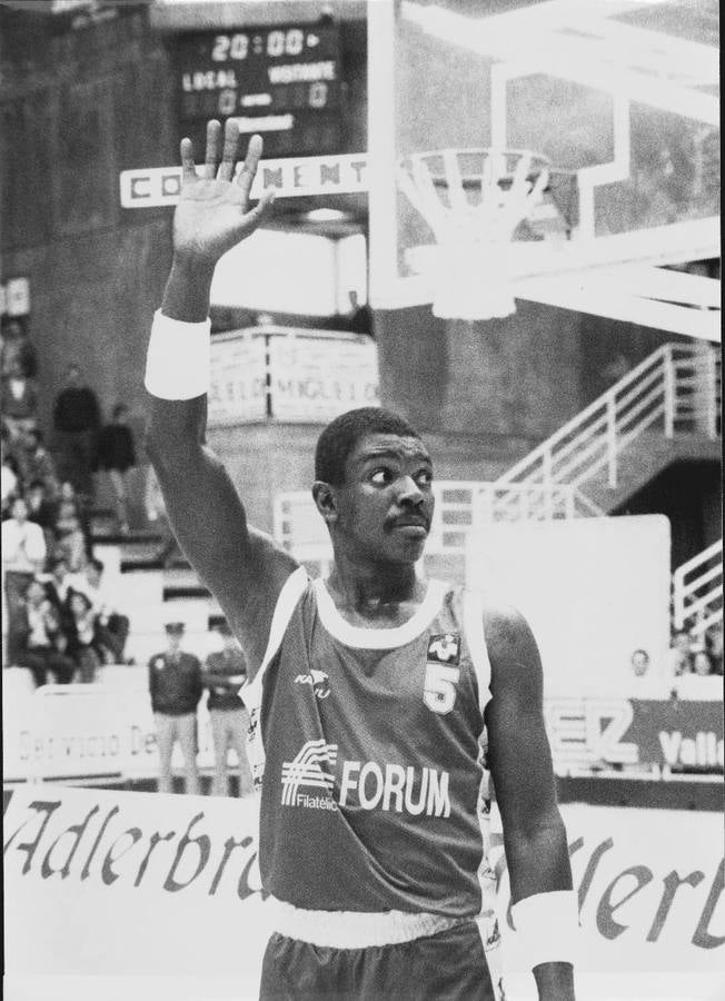 1988. Nate Davis, jugador del Fórum.