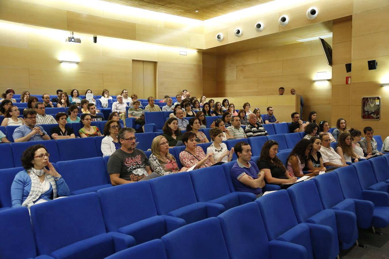 Ricardo Canal y Luis Antonio Pérez analizan los transtornos del autismo en el Aula de Salud de El Norte de Castilla en Salamanca